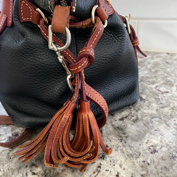 Dooney and Bourke Florentine Bristol satchel - Picture 4 of 12